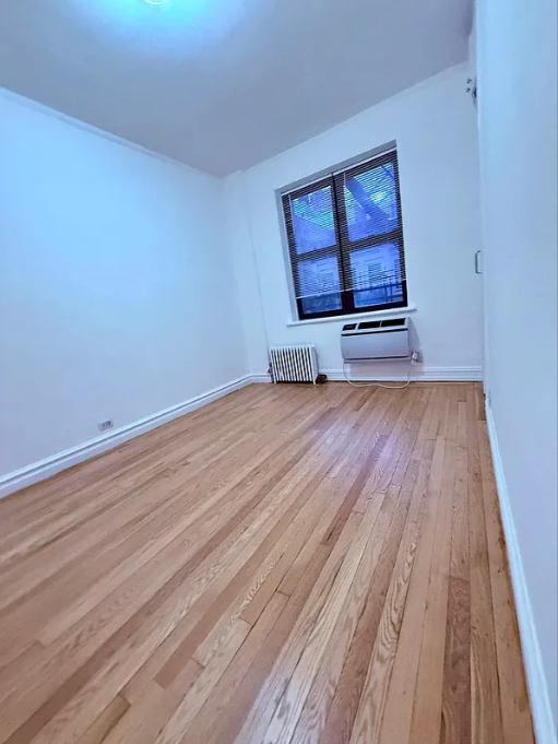 231 East 46th Street #5H - Photo 7 of 10