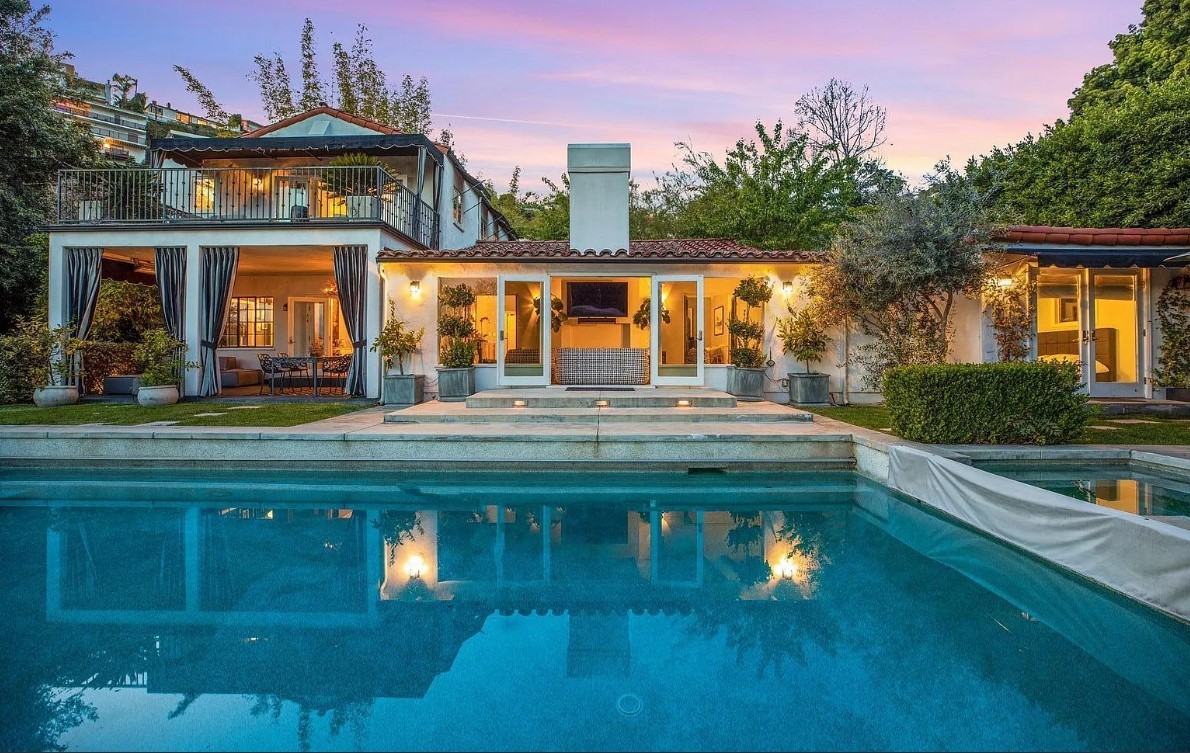 1514 Sunset Plaza Dr #NA - Photo 3 of 45