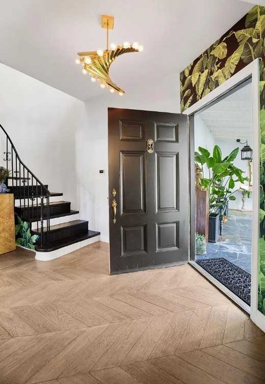 1514 Sunset Plaza Dr #NA - Photo 6 of 45