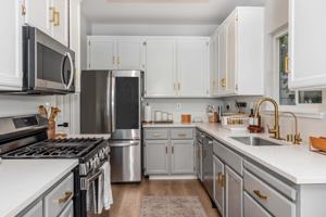 featured image of 1954 Bristol Street #NA