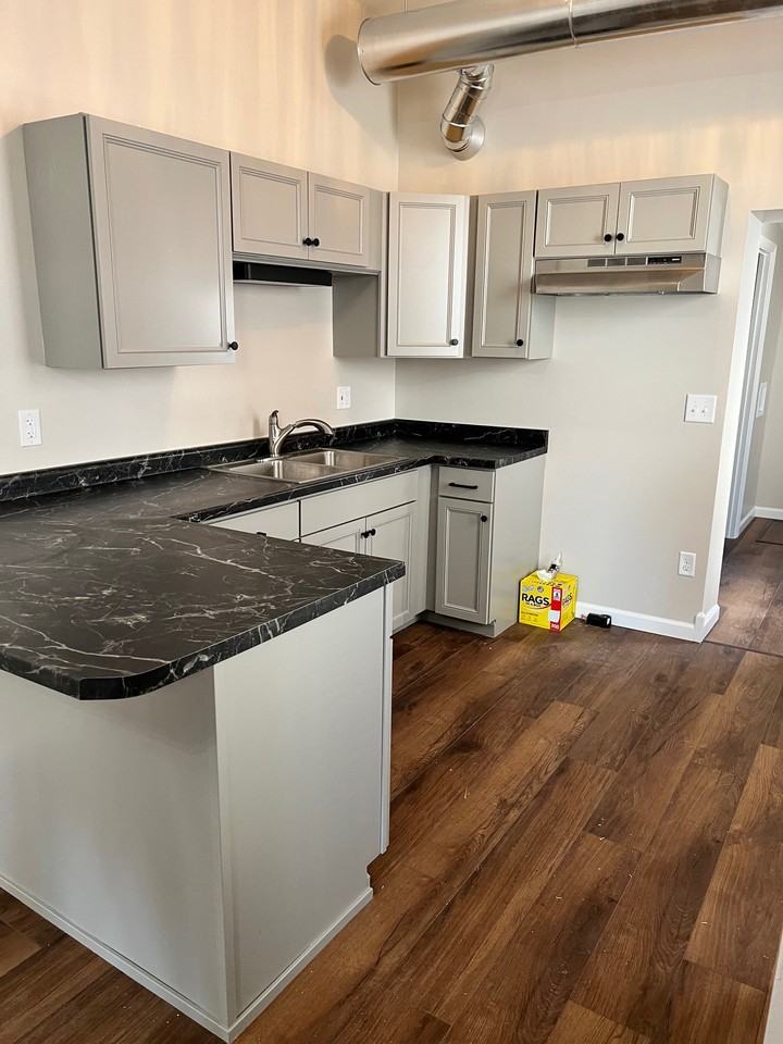 223 S Scioto St #223 - Photo 7 of 14