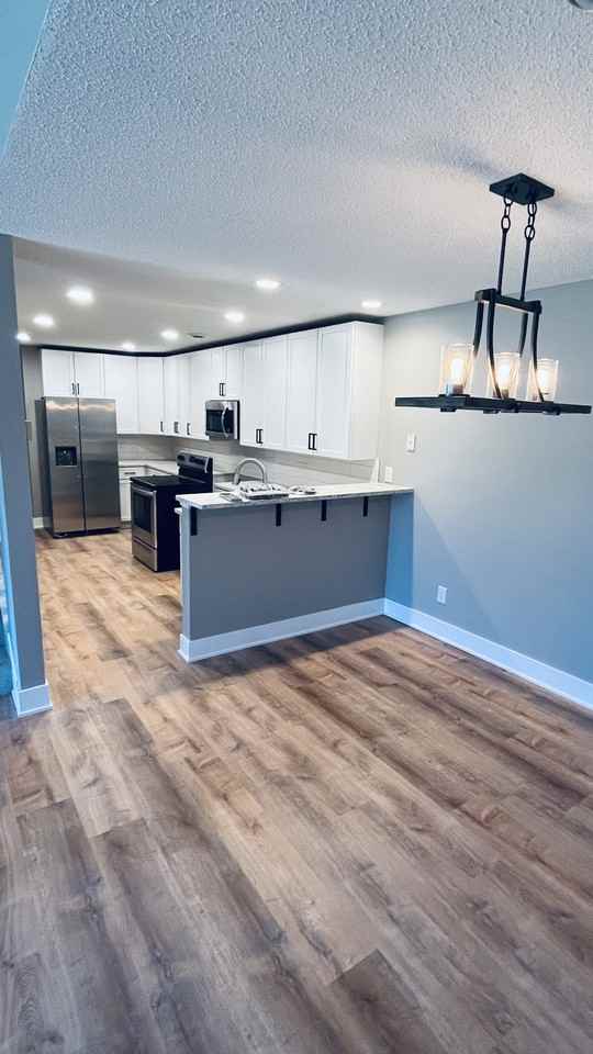 17020 Eastwood Ave #17020 - Photo 3 of 9