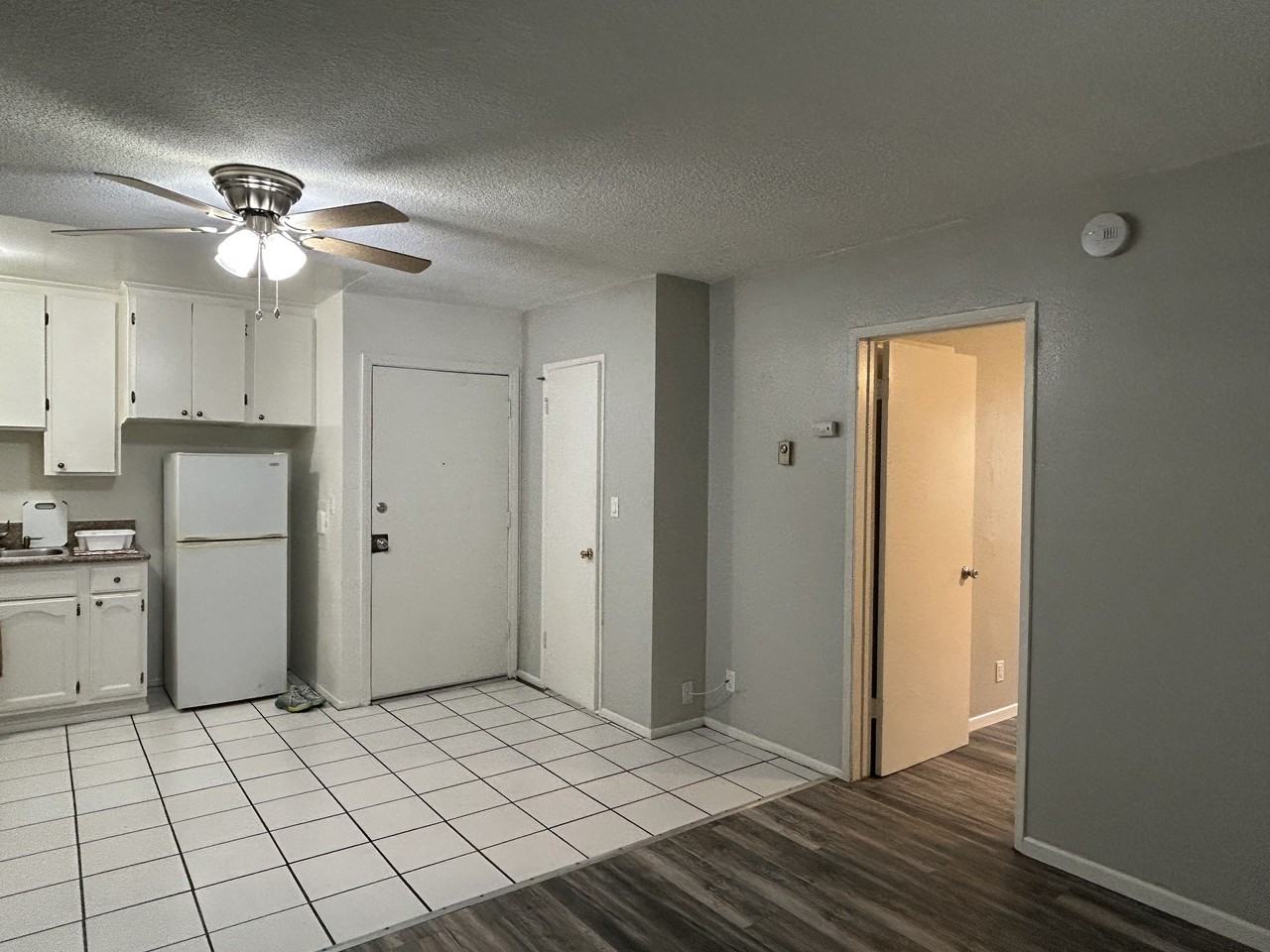 2905 Leeward Ave. - Photo 6 of 18