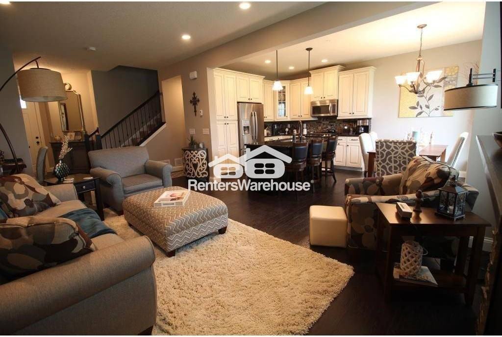 8411 Larch Ln N - Photo 3 of 16