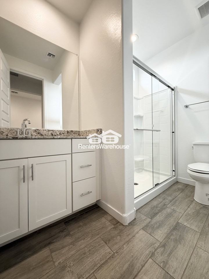 4345 N 94th Dr - Photo 6 of 17