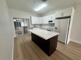 featured image of 5630 Northwest 114th Path #106