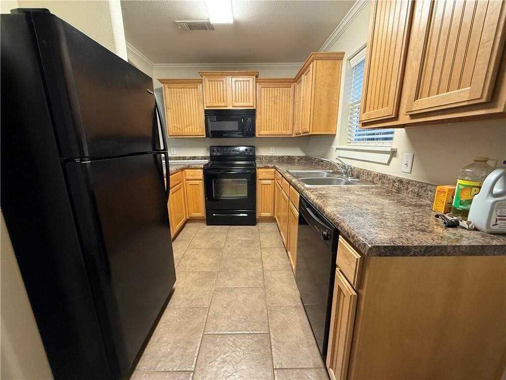 2206 Karrington Rdg #A - Photo 5 of 15