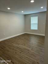 907 East 9th Street - Photo 1 of 1