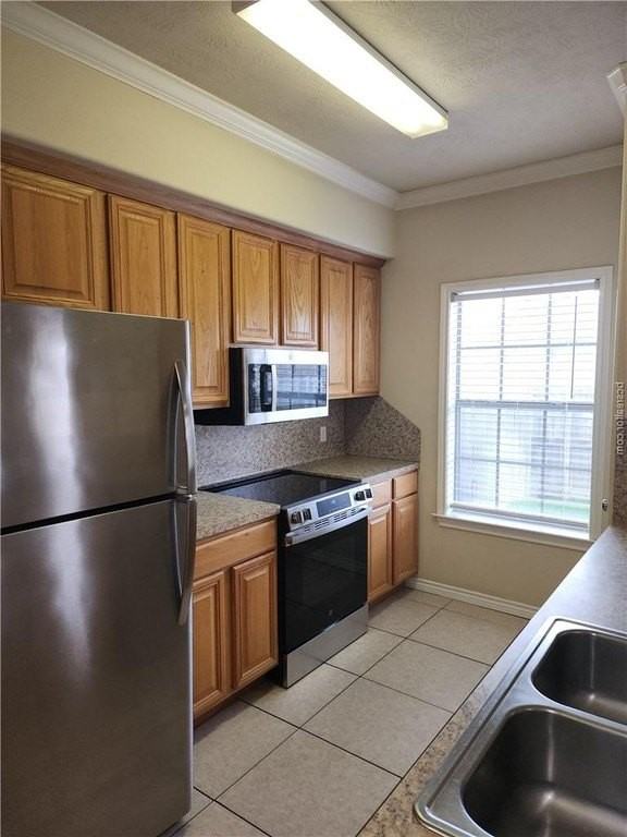 3858 Oldenburg Ln - Photo 4 of 23