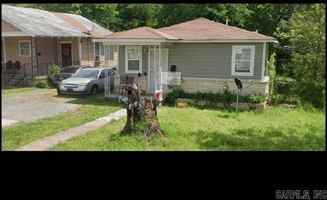 featured image of 2323 South Spring Street