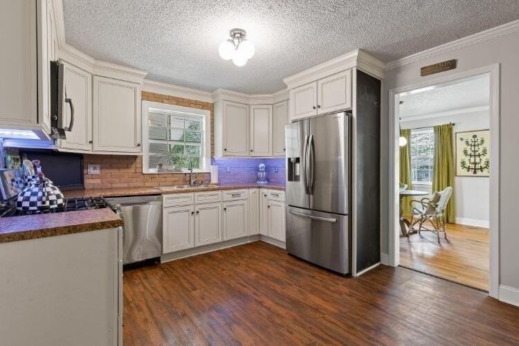 3609 Forest Highland Dr - Photo 7 of 21