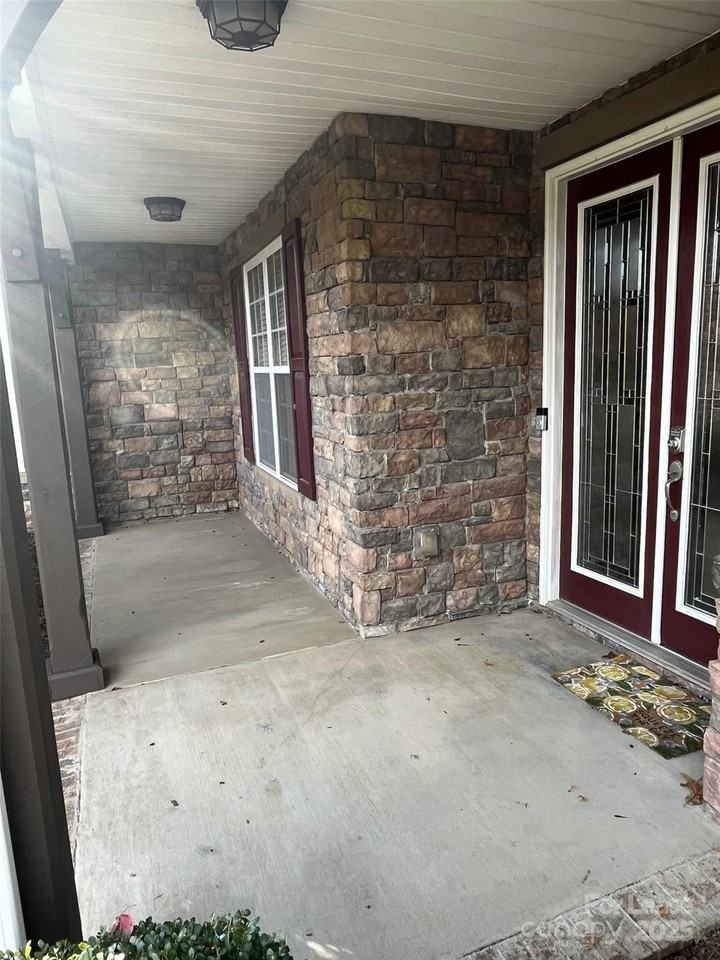 11502 Wheat Ridge Road - Photo 5 of 47