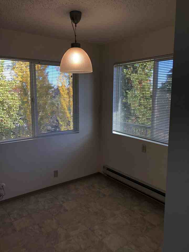 Spar: 4209 30th Ave SW - Photo 2 of 17