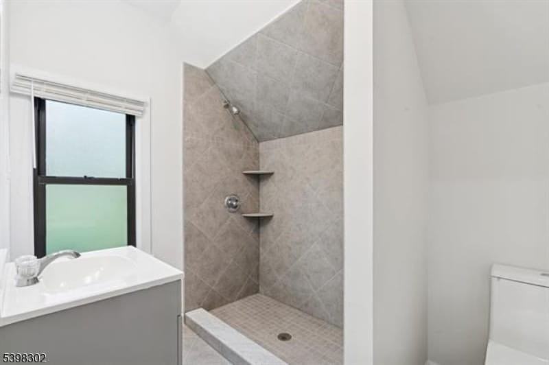 350 Arlington Ave #1 - Photo 5 of 10