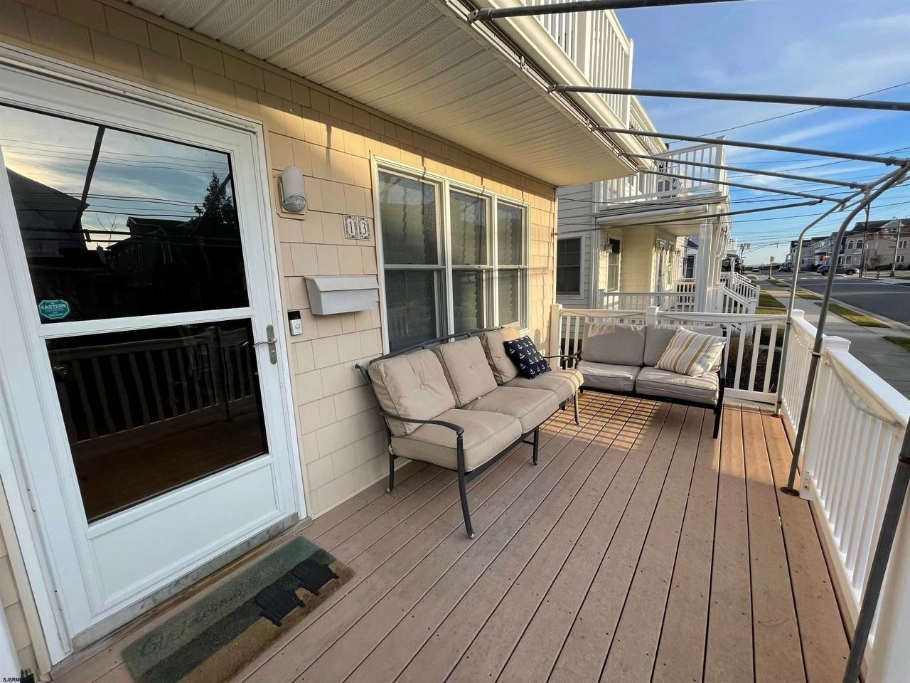 13 S Kenyon Ave - Photo 4 of 26