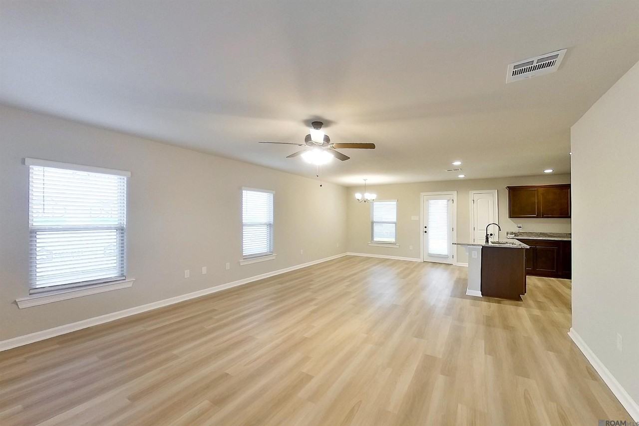 103 Dunwoody Court - Photo 2 of 17