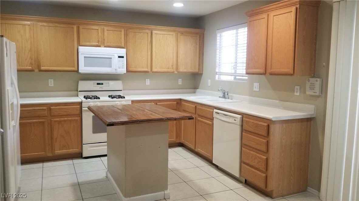 1008 Monte De Oro Ave #0 - Photo 4 of 10