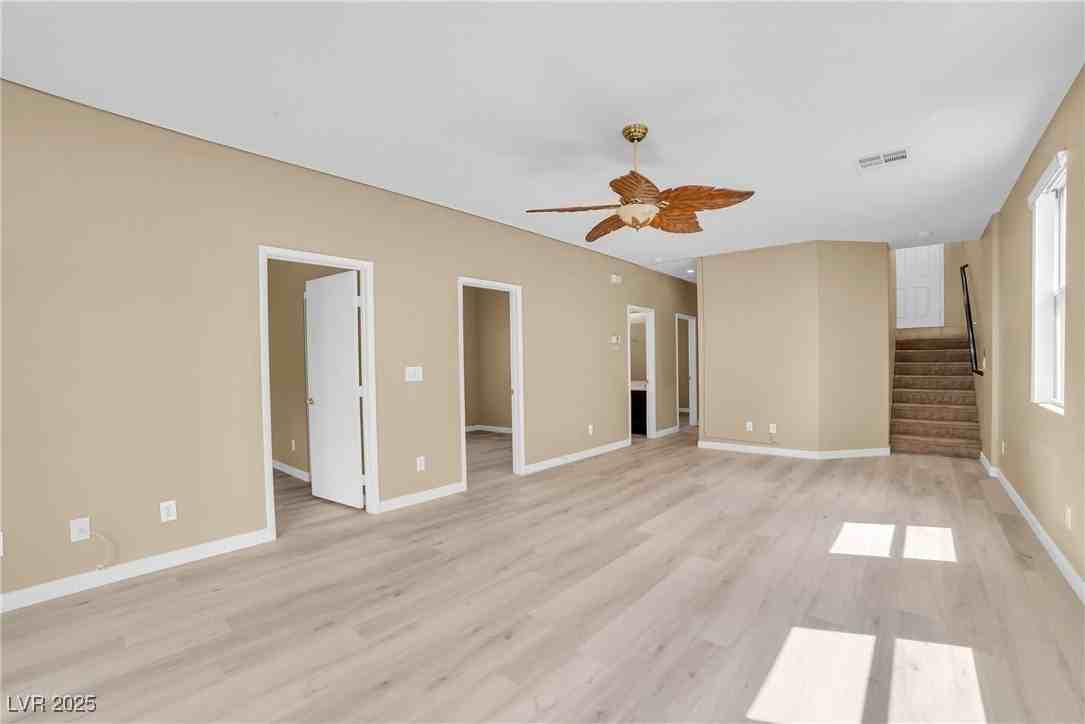 11665 Primo St - Photo 4 of 24