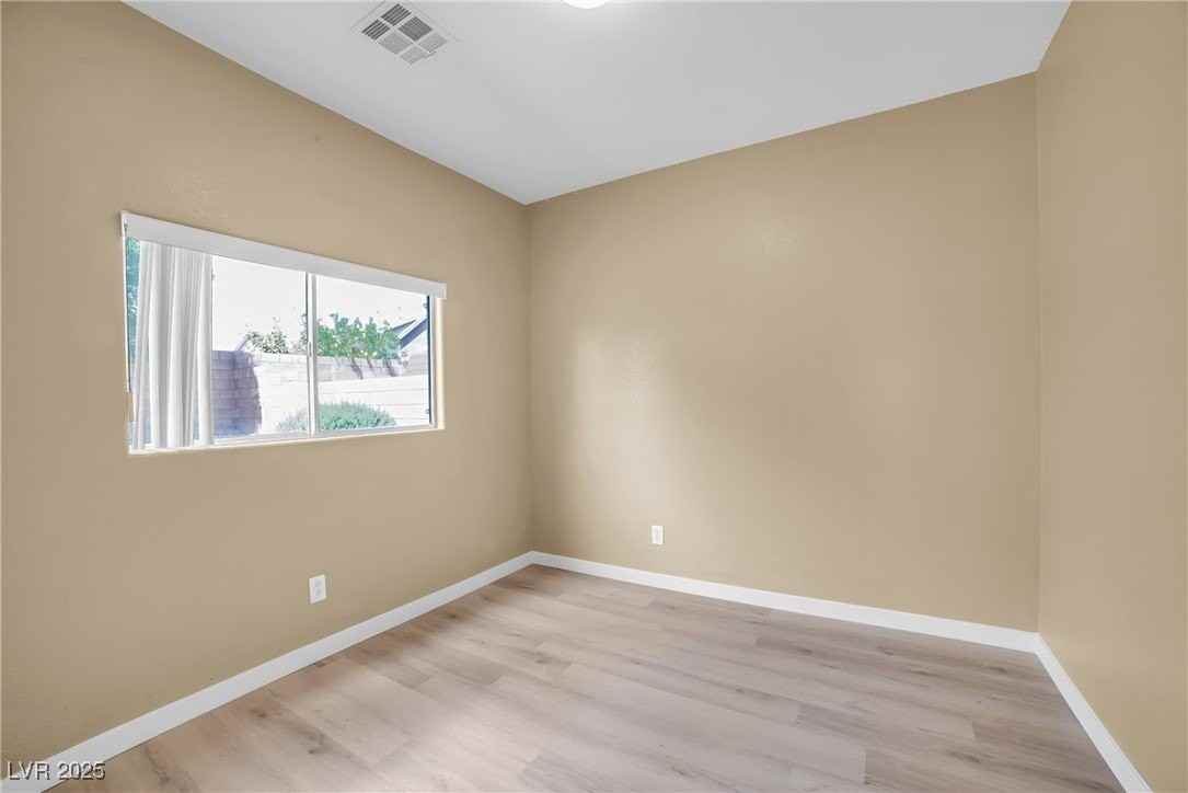 11665 Primo St - Photo 5 of 24