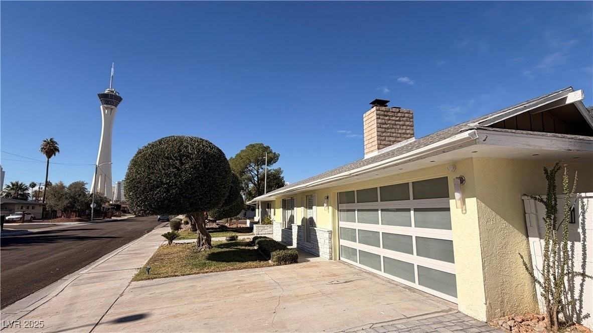 1819 Beverly Way - Photo 4 of 50