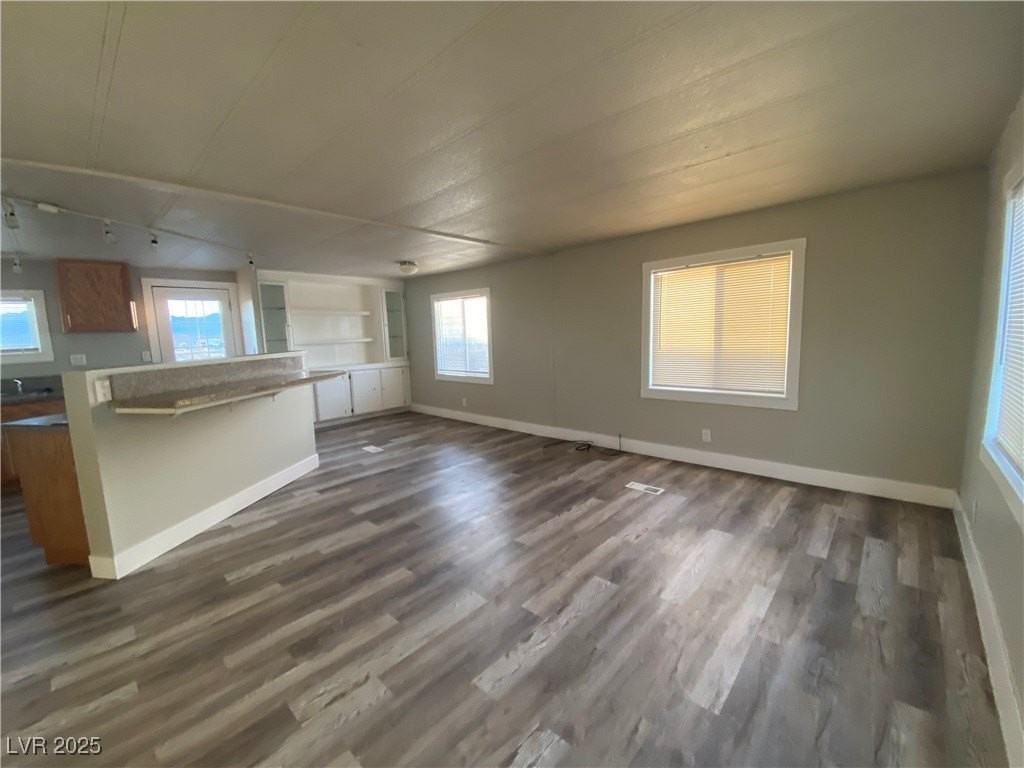 4331 Victoria St #A - Photo 3 of 10