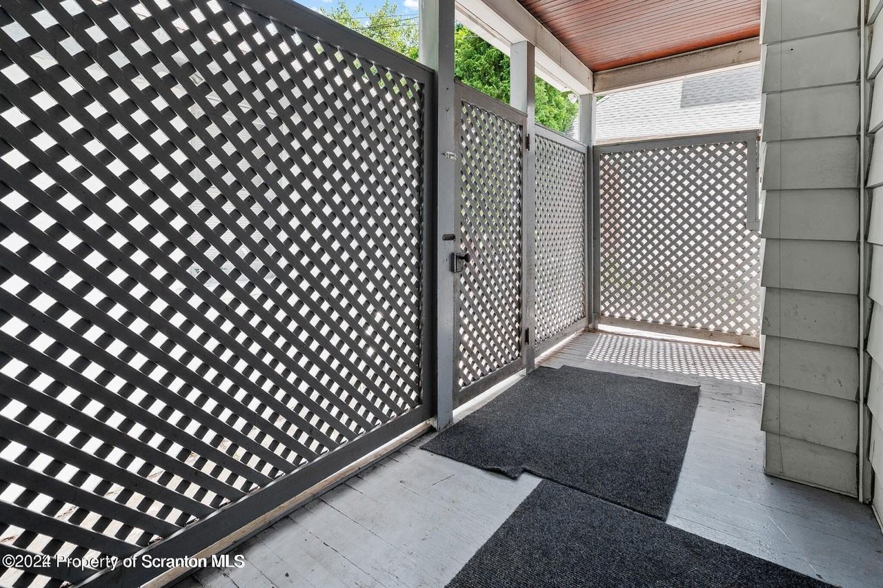 1015 E Gibson St Unit 1013-1015 #1013-1015 - Photo 2 of 12