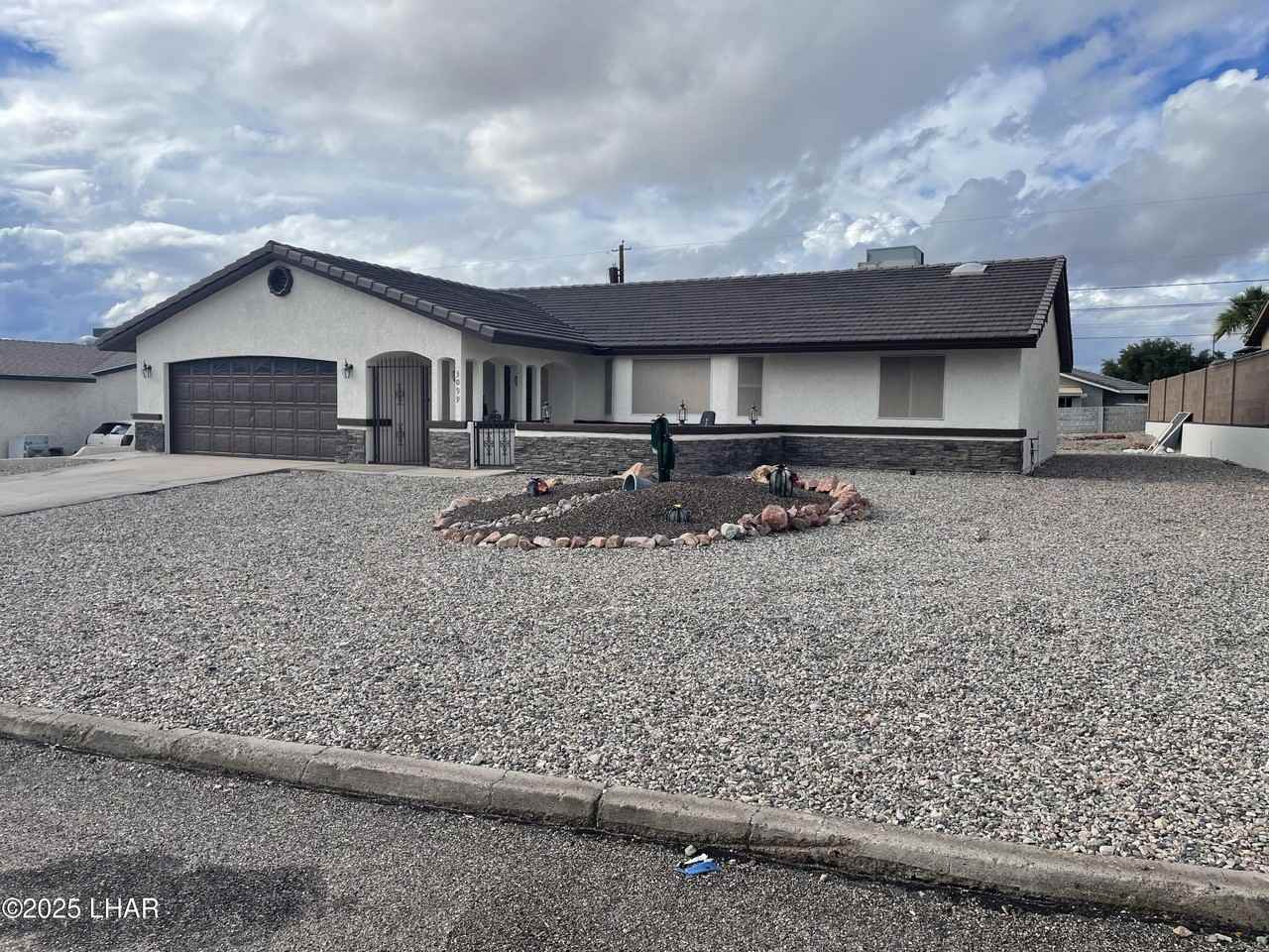 3099 South Jamaica Boulevard - Photo 2 of 15