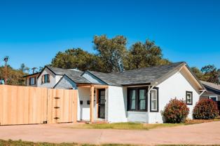 2436 24th Street #FRONT - Photo 1 of 1