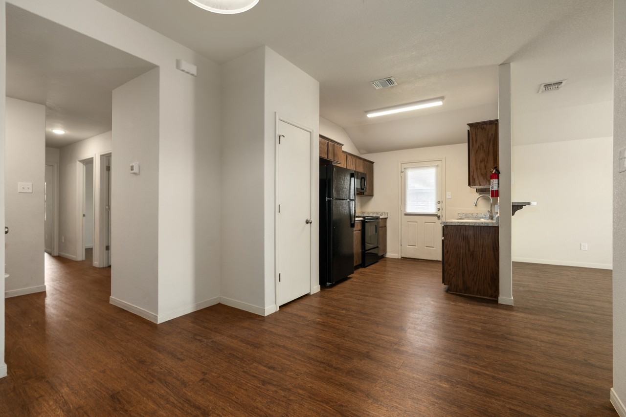 5701 Rustler Drive - Photo 7 of 28