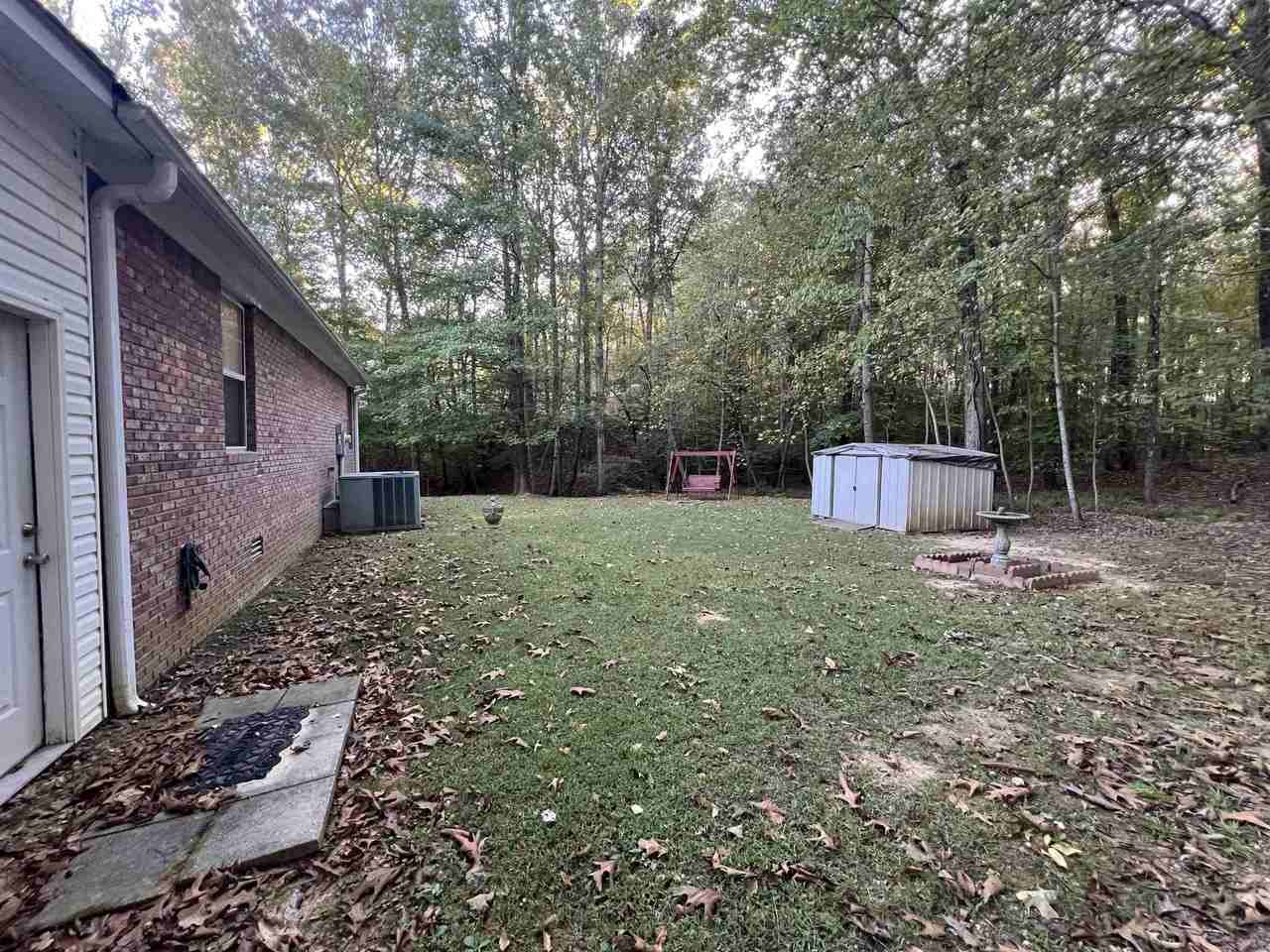 671 Jenny Street - Photo 4 of 21