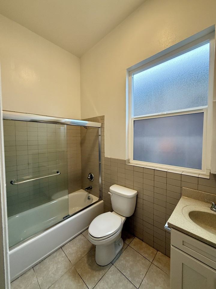 2315 Mission Street - Photo 5 of 9