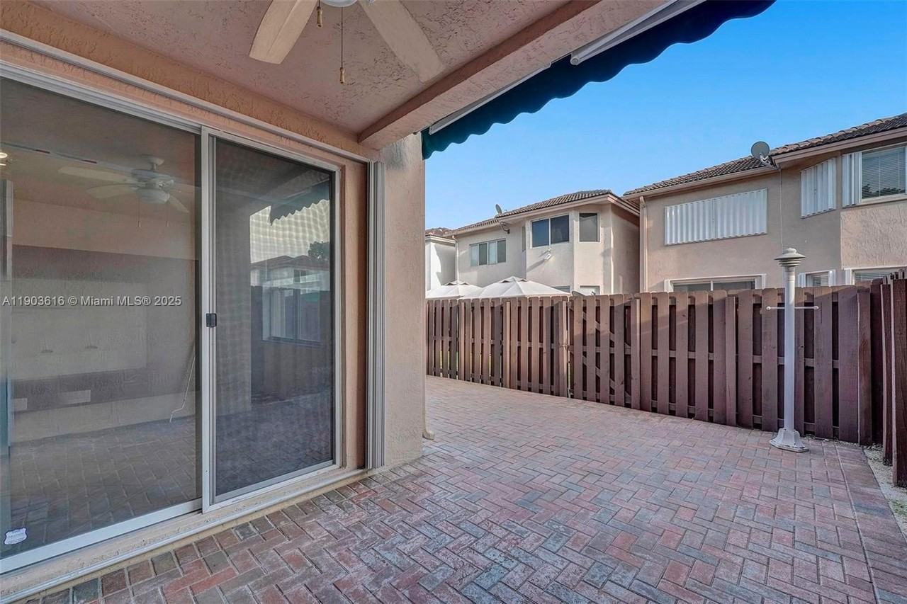 11348 Nw 73rd Ter #0 - Photo 7 of 15