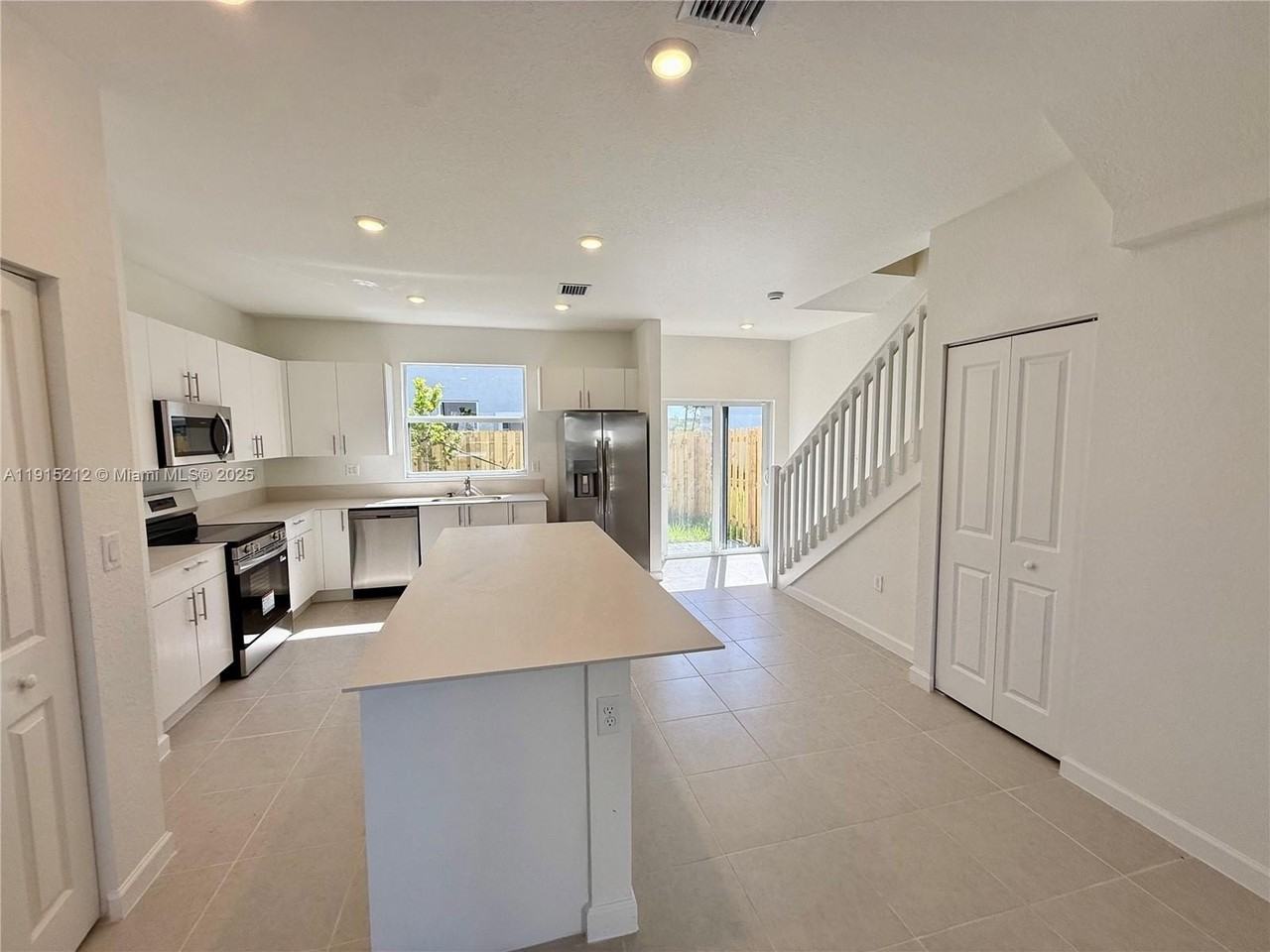 1111 Southwest 2nd Street #1111