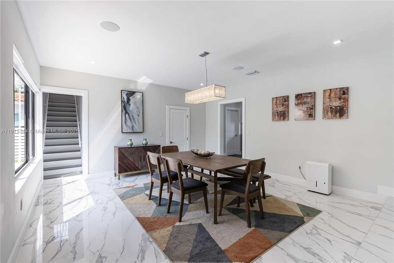 1600 Micanopy Ave - Photo 5 of 25