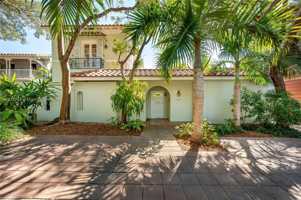 featured image of 3240 Morris Ln