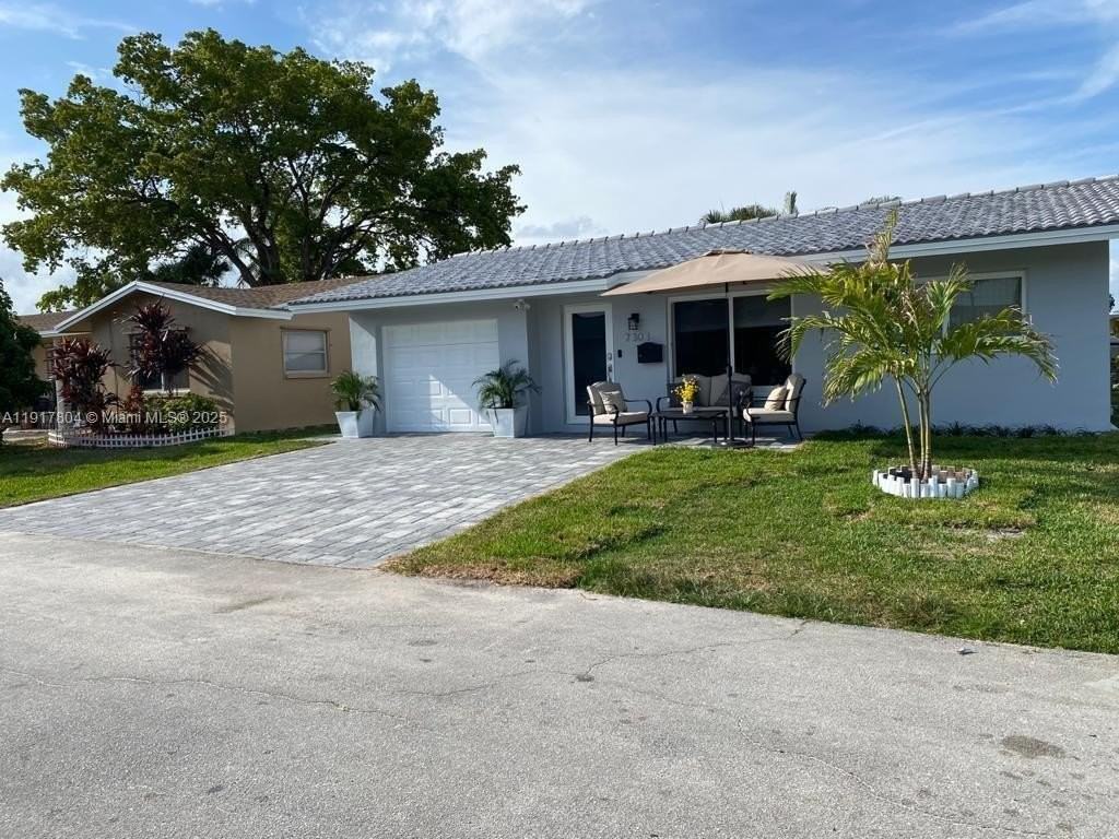 7303 Nw 57th Dr #7303 - Photo 2 of 15