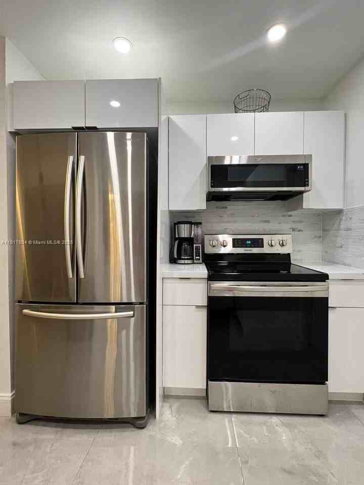 7303 Nw 57th Dr #7303 - Photo 3 of 15