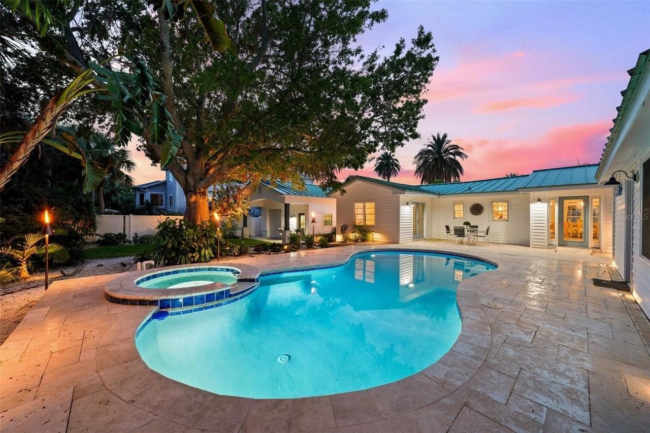 759 Lantana Ave - Photo 4 of 50