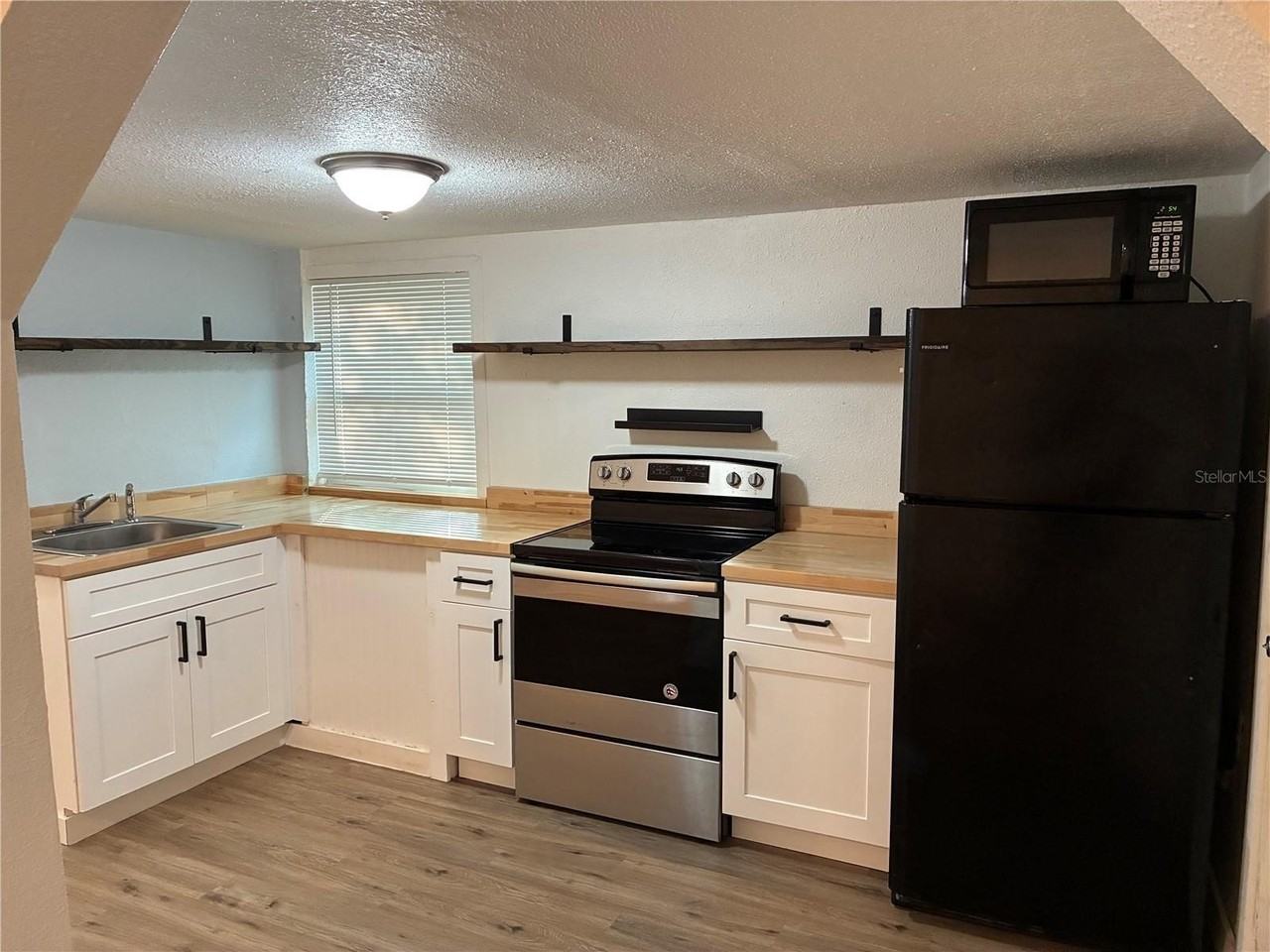 3625 2nd Ave S #1 - Photo 3 of 15