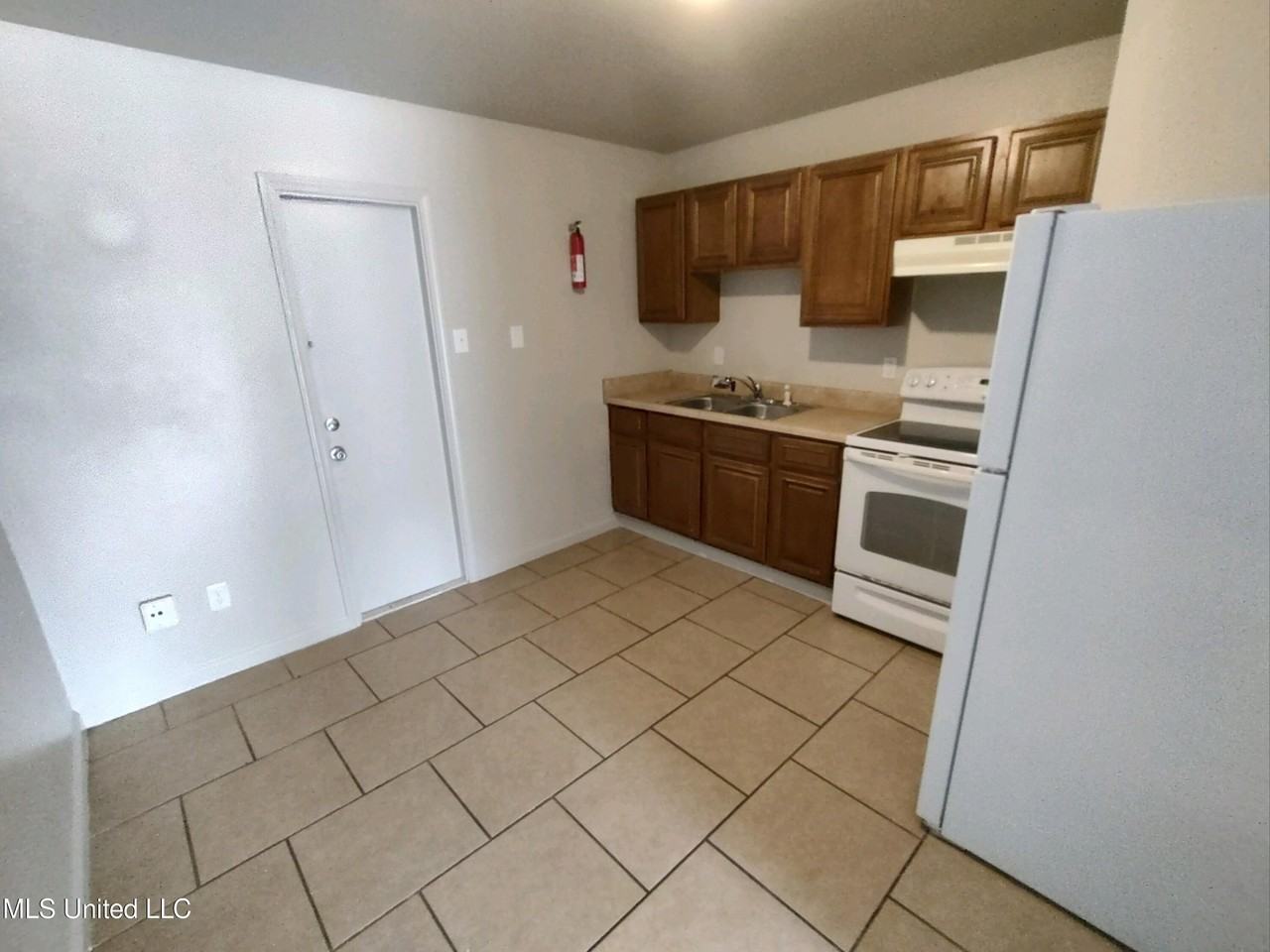 3907 Branch St Apt 1-8 #1-8 - Photo 6 of 15