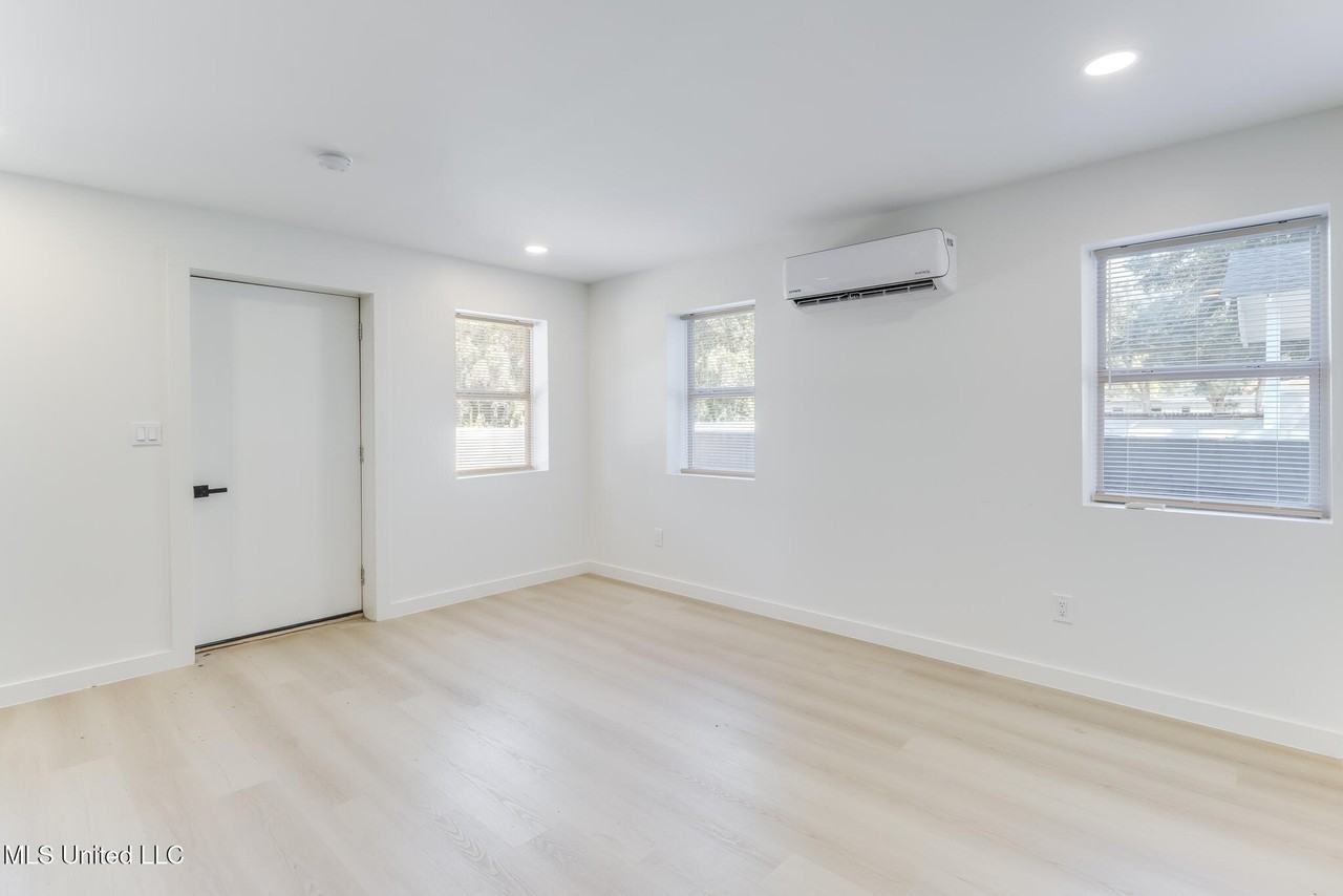 264 Mcdonnell Ave Lot C #C - Photo 5 of 12