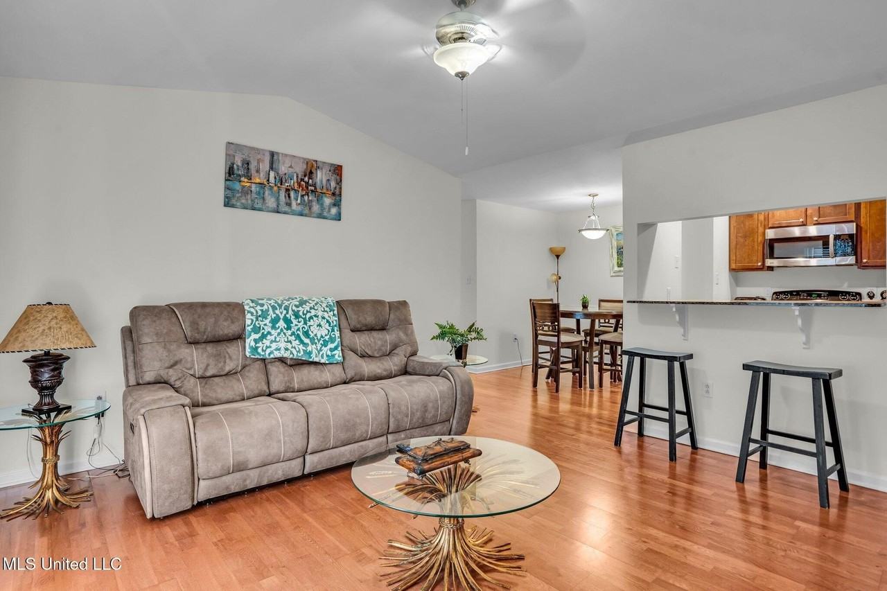 2421 Beachview Drive #B11 - Photo 7 of 19