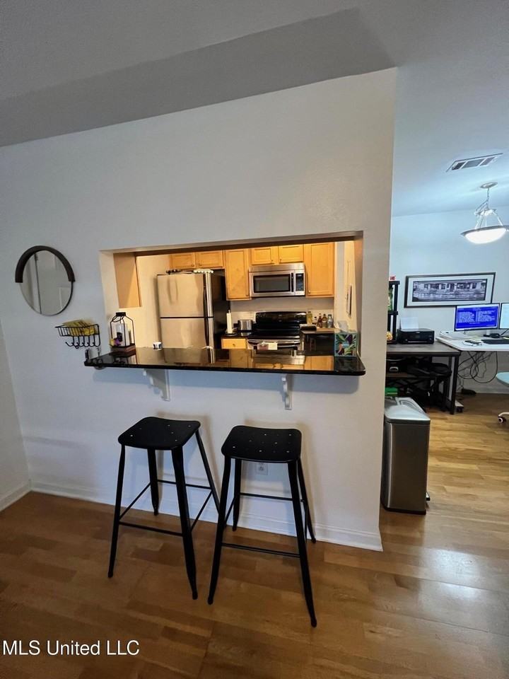 2421 Beachview Drive #B7 - Photo 4 of 14