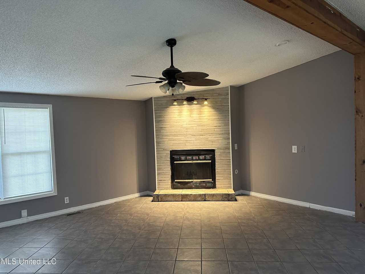 6601 Woodlake Lane - Photo 3 of 22