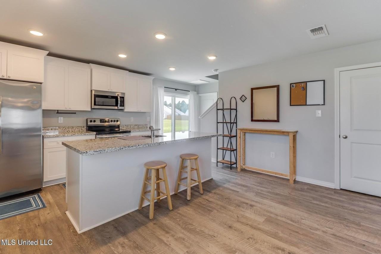 14799 Audubon Lake Blvd - Photo 6 of 29