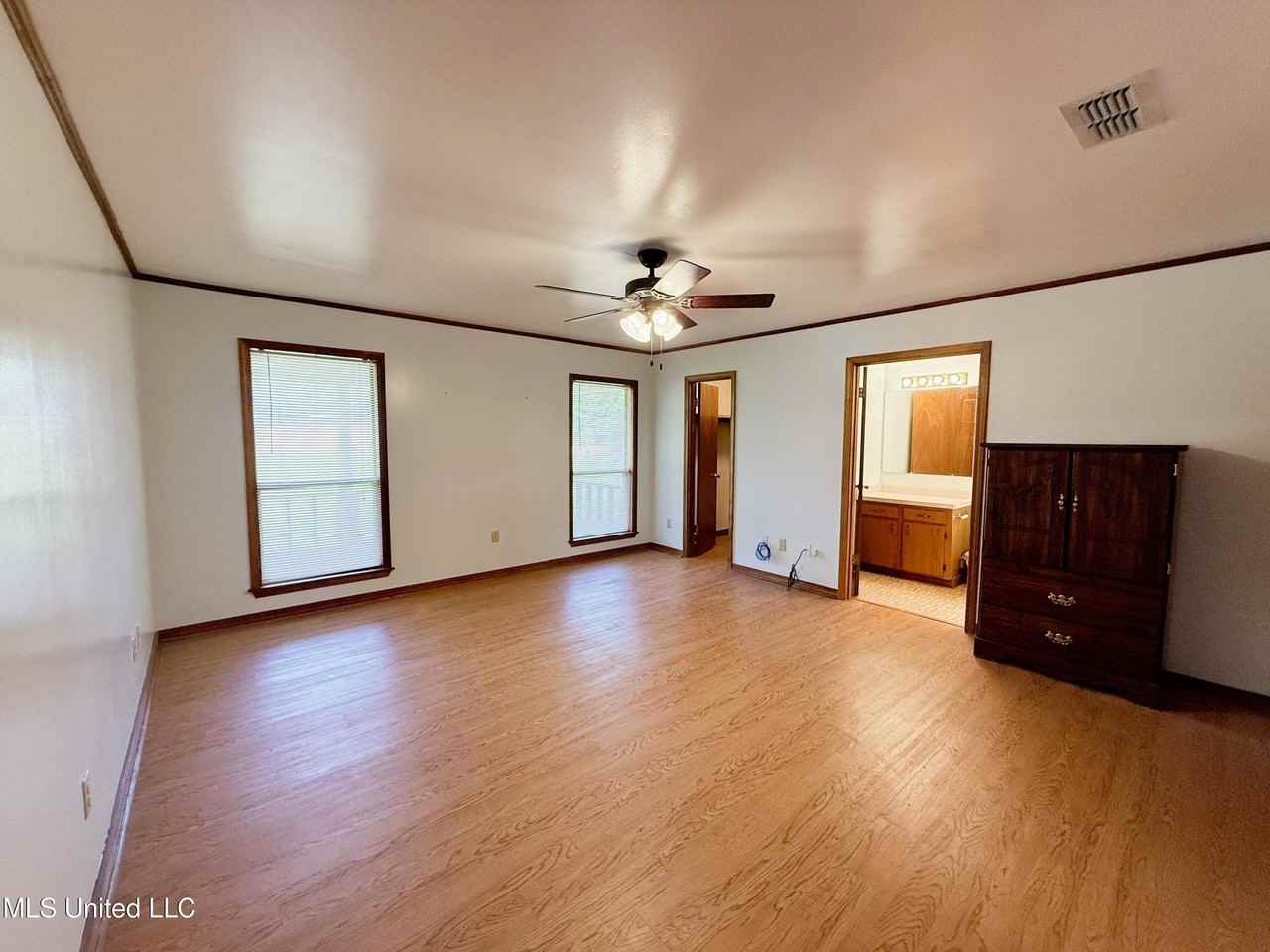 1061A Campground Rd - Photo 7 of 27