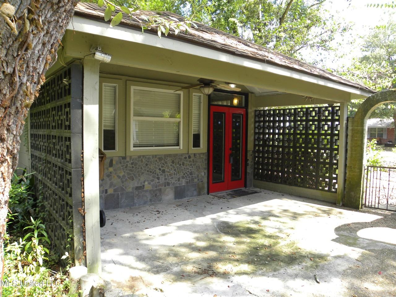 2096 Pat Lane #B - Photo 2 of 19