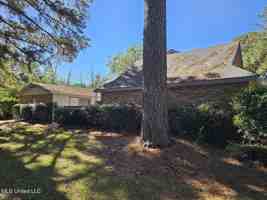 featured image of 11 Timber Ridge Dr