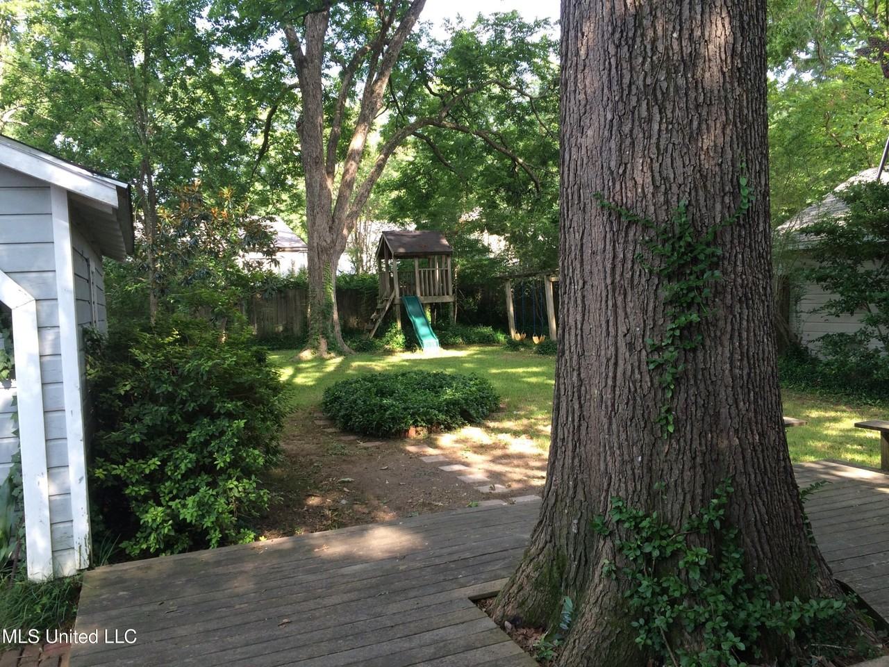 4056 Redwing Ave - Photo 7 of 18