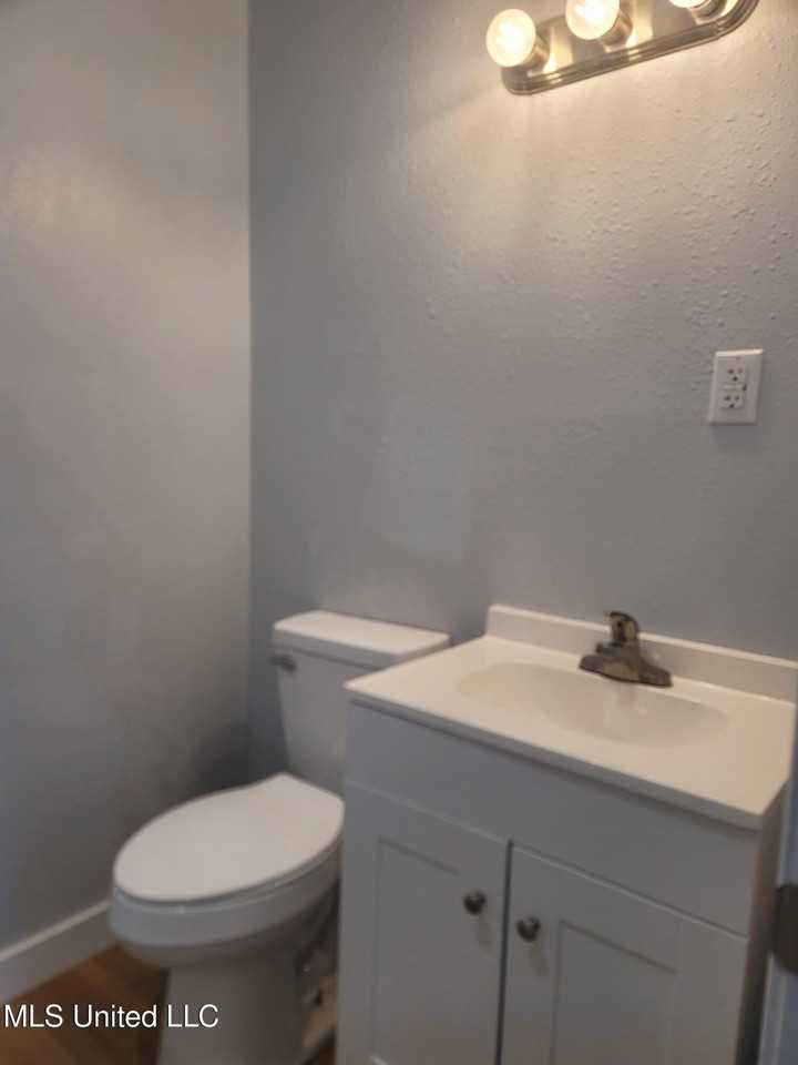 511 32nd St Lot 104 #104 - Photo 5 of 8